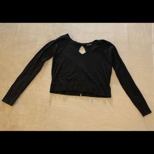 Express v-neck crop top sweater w/keyhole zip back